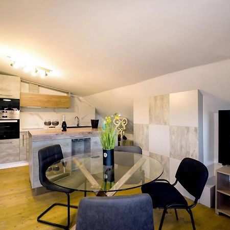Peace & Quiet Apartment Burgas Luaran gambar