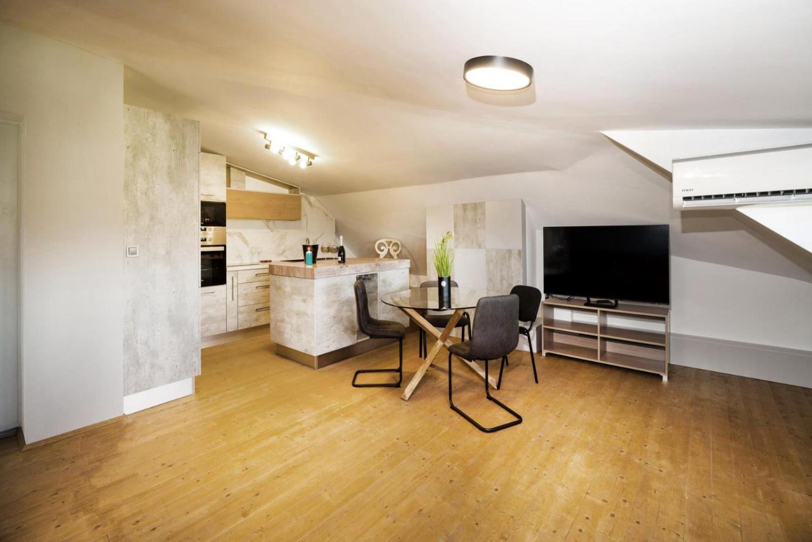 Peace & Quiet Apartment Burgas Luaran gambar